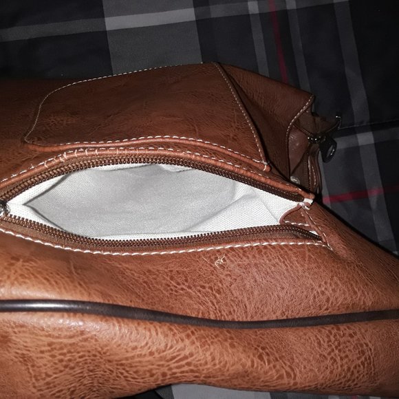 Closing Closet!!! Final Sale Montana West Concealed Carry Purse - Picture 4 of 10